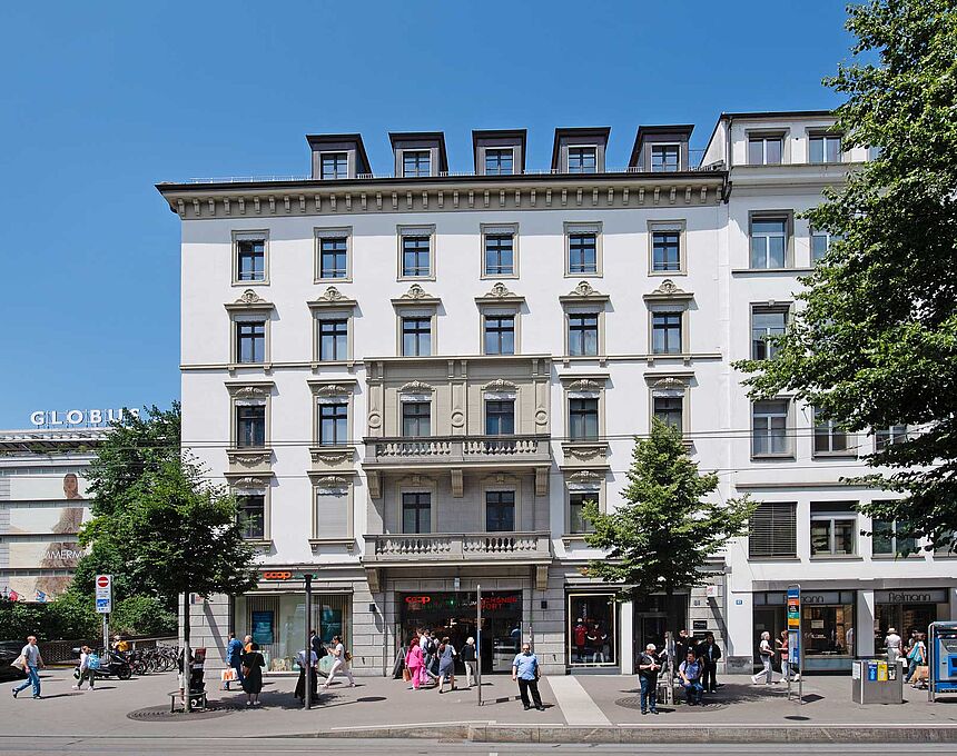 Bahnhofstrasse 81 / Schweizergasse 2, 4, Zürich